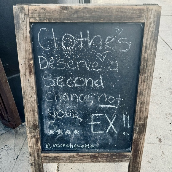 Oct 25 🕸️ - Picture 4 of 8